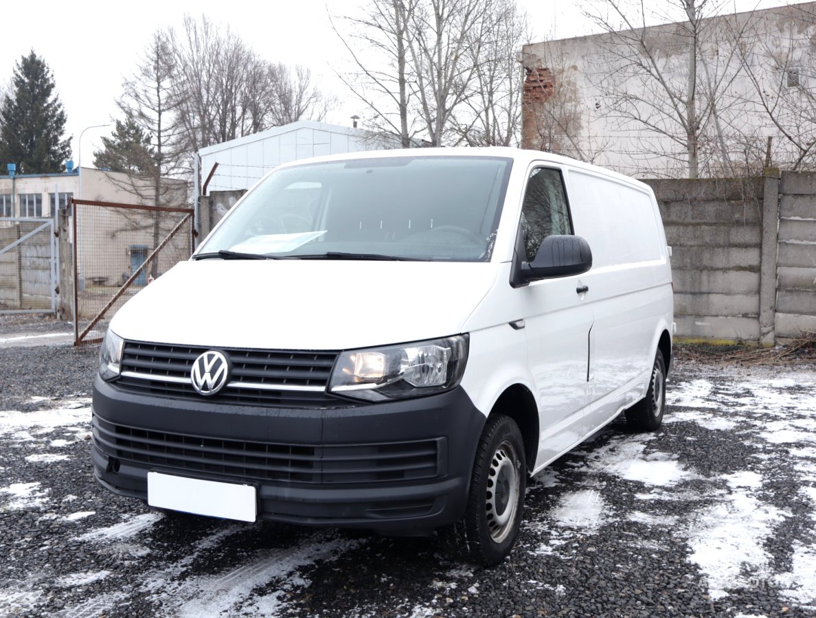 Volkswagen Transporter, 2019 - pohled č. 3