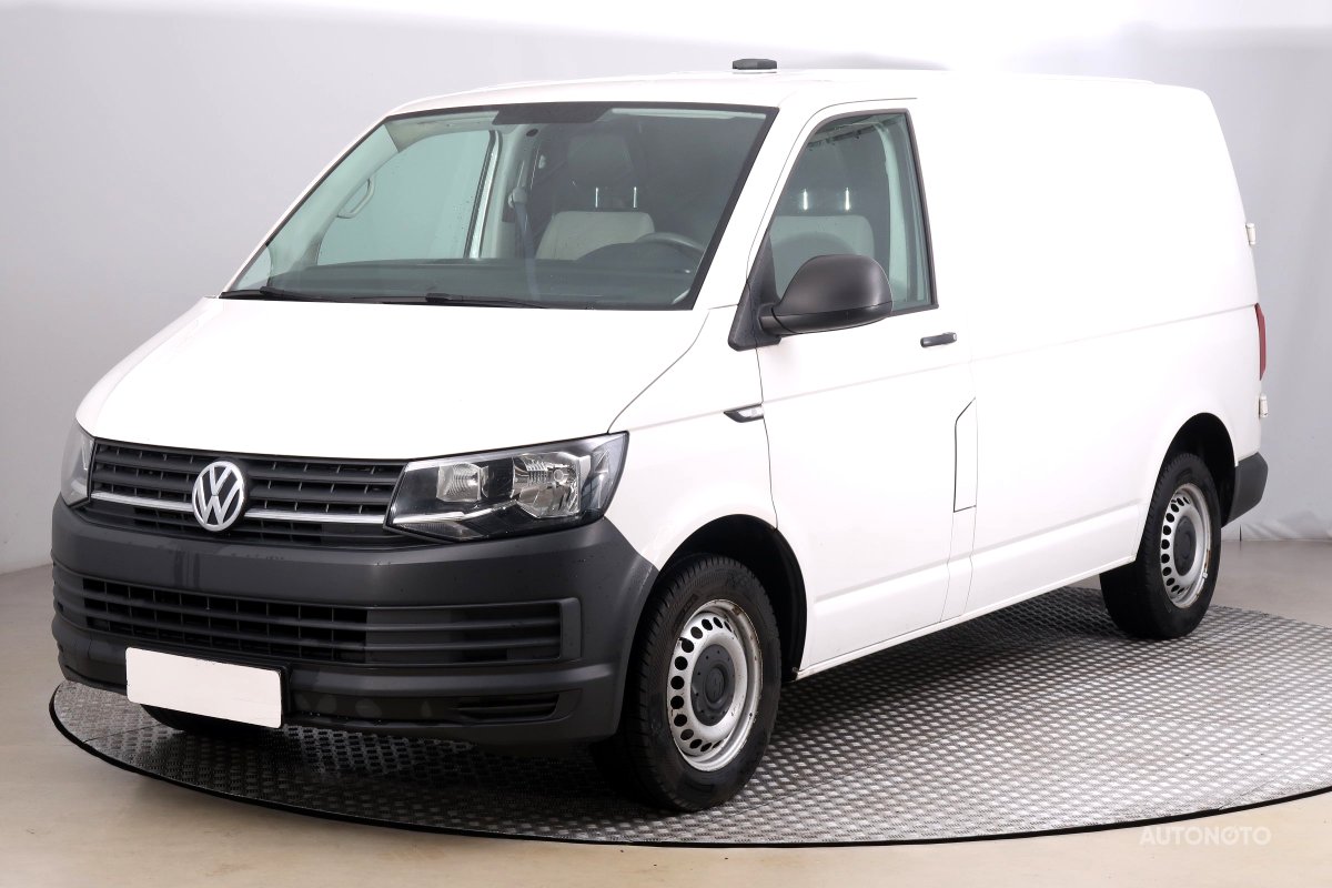 Volkswagen Transporter, 2017 - pohled č. 3
