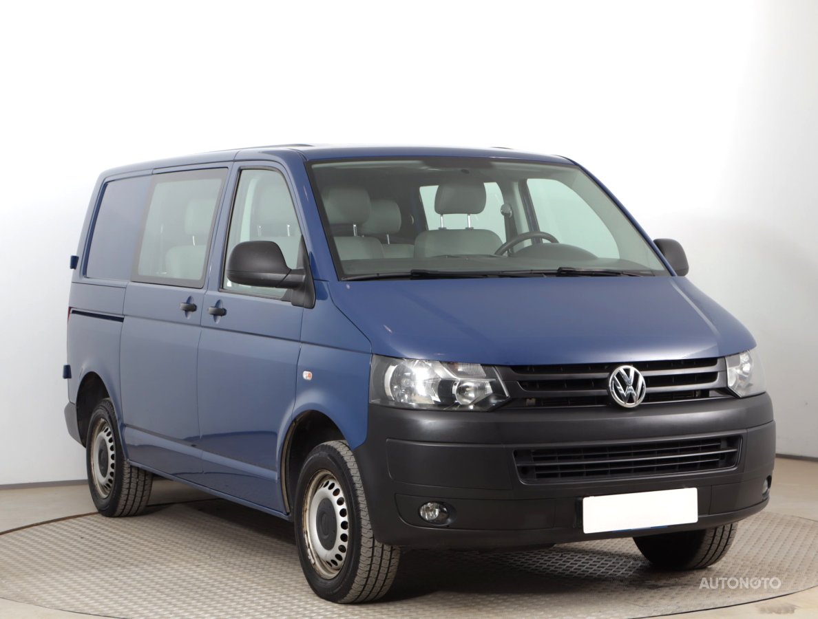 Volkswagen Transporter, 2015 - celkový pohled