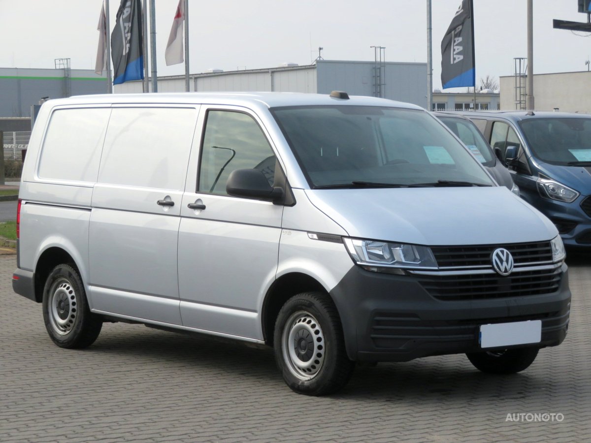 Volkswagen Transporter, 2020 - celkový pohled