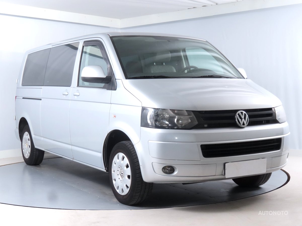 Volkswagen Transporter, 2010 - celkový pohled