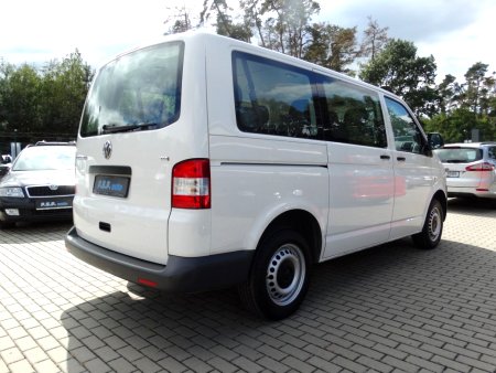 Volkswagen Transporter, 2011 - pohled č. 2
