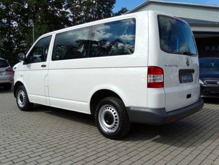 Volkswagen Transporter, 2011 - pohled č. 4