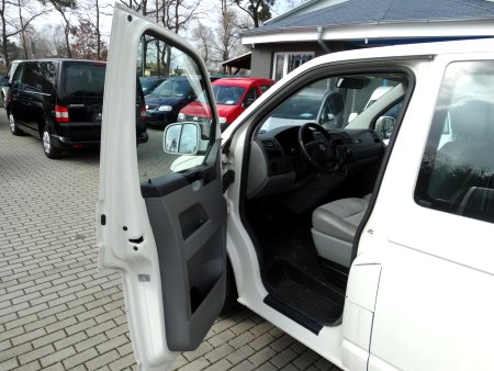 Volkswagen Transporter, 2008 - pohled č. 8