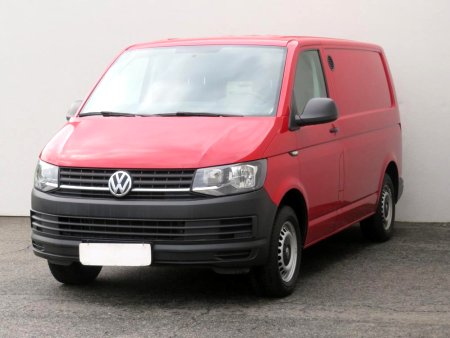 Volkswagen Transporter, 2018 - pohled č. 3