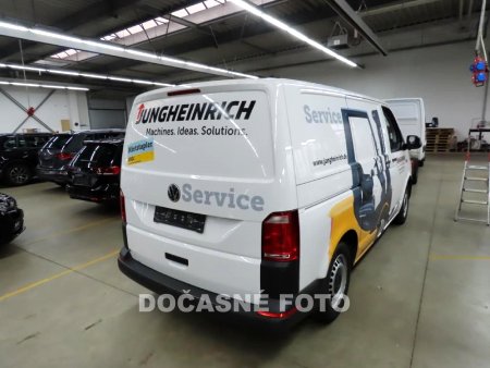 Volkswagen Transporter, 2016 - pohled č. 2