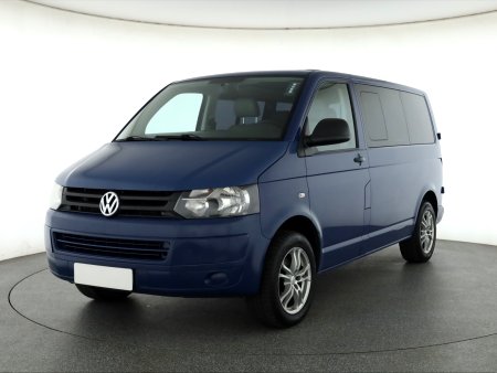 Volkswagen Transporter, 2010 - pohled č. 3