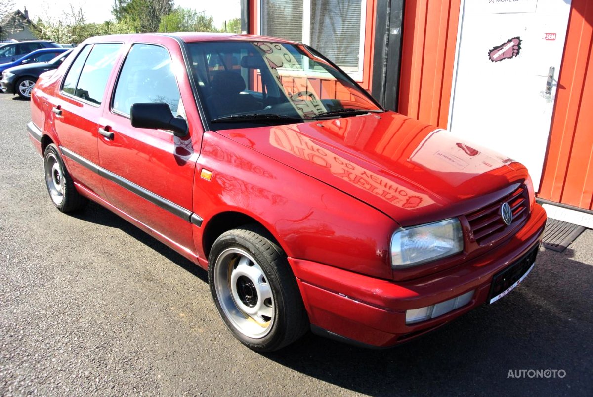 Volkswagen Vento, 1995 - pohled č. 3