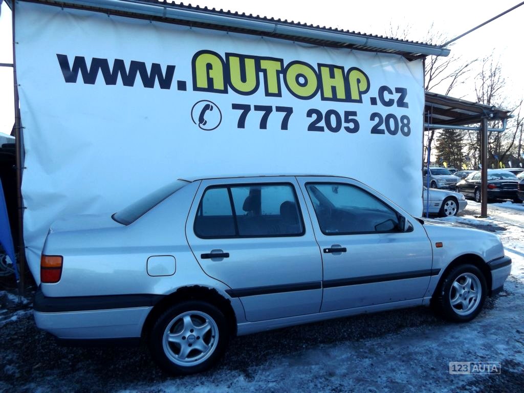 Volkswagen Vento, 1992 - pohled č. 5
