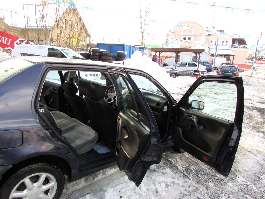 Volkswagen Vento, 1995 - pohled č. 22