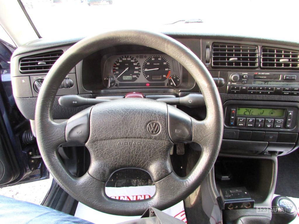 Volkswagen Vento, 1995 - pohled č. 28