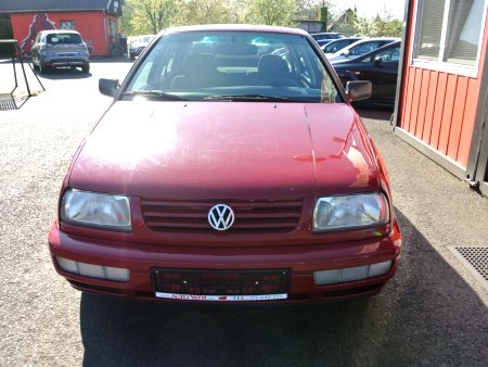 Volkswagen Vento, 1995 - pohled č. 2