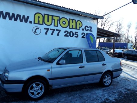 Volkswagen Vento, 1992