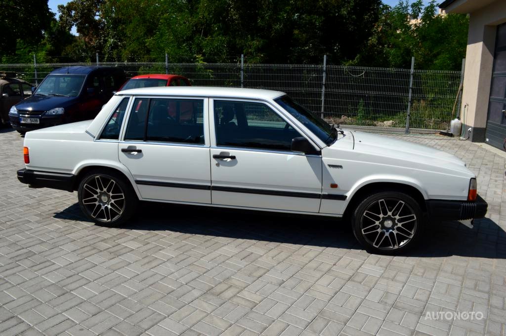 Volvo 740, 1987 - pohled č. 2