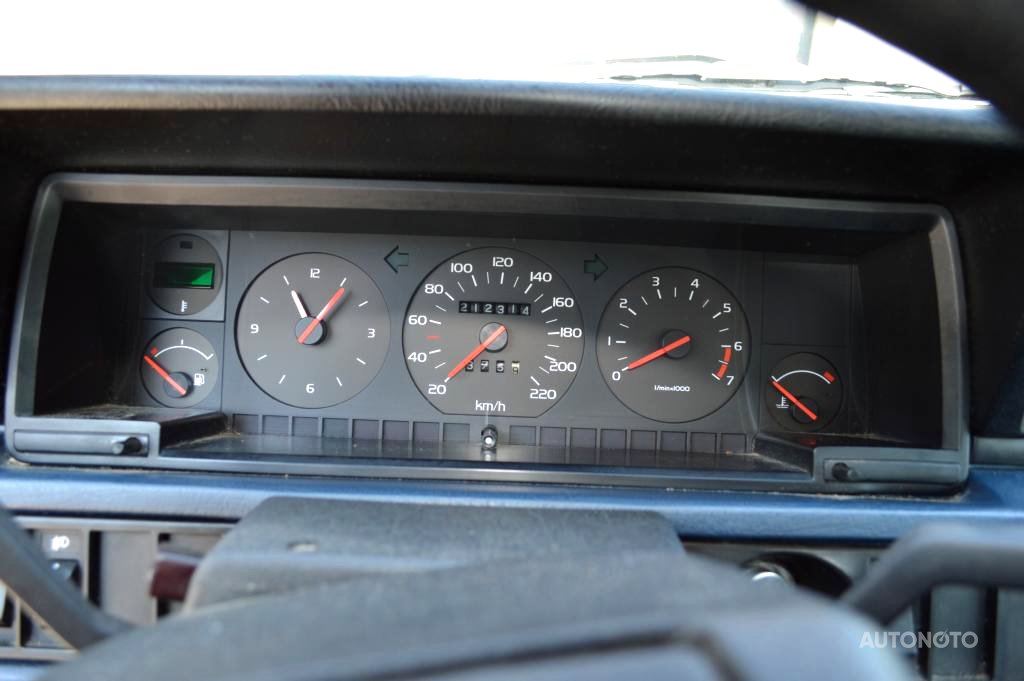 Volvo 740, 1987 - pohled č. 9