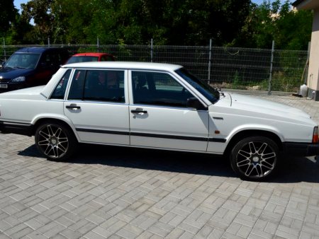 Volvo 740, 1987 - pohled č. 2