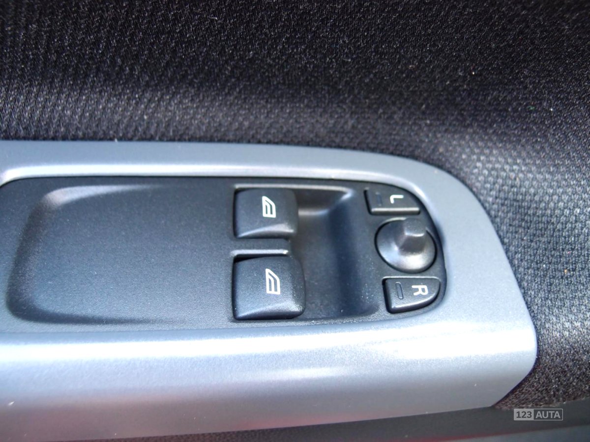 Volvo C30, 2011 - pohled č. 15