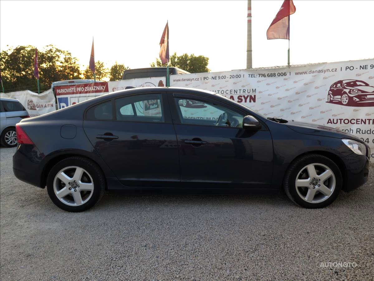 Volvo S60, 2012 - pohled č. 5