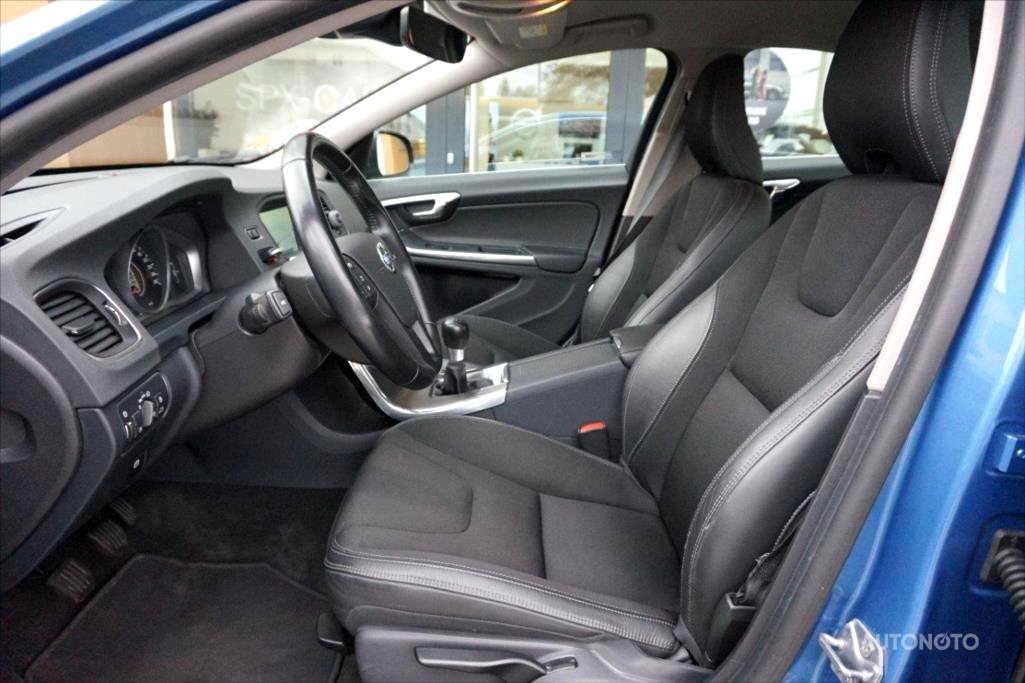 Volvo S60, 2015 - pohled č. 10