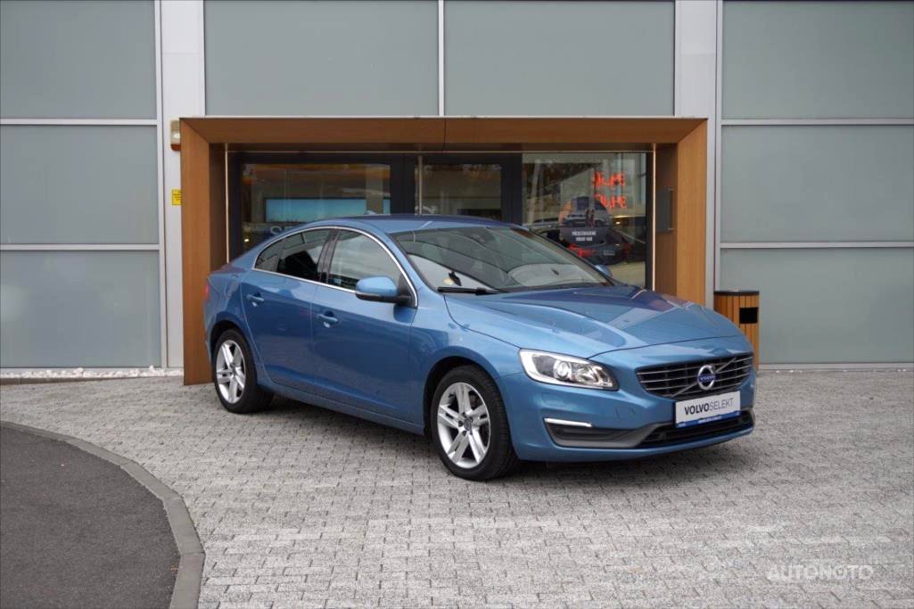 Volvo S60, 2015 - pohled č. 4