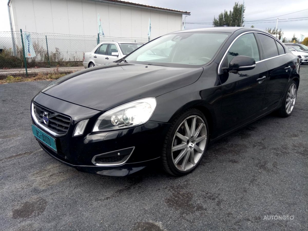 Volvo S60, 2010 - celkový pohled