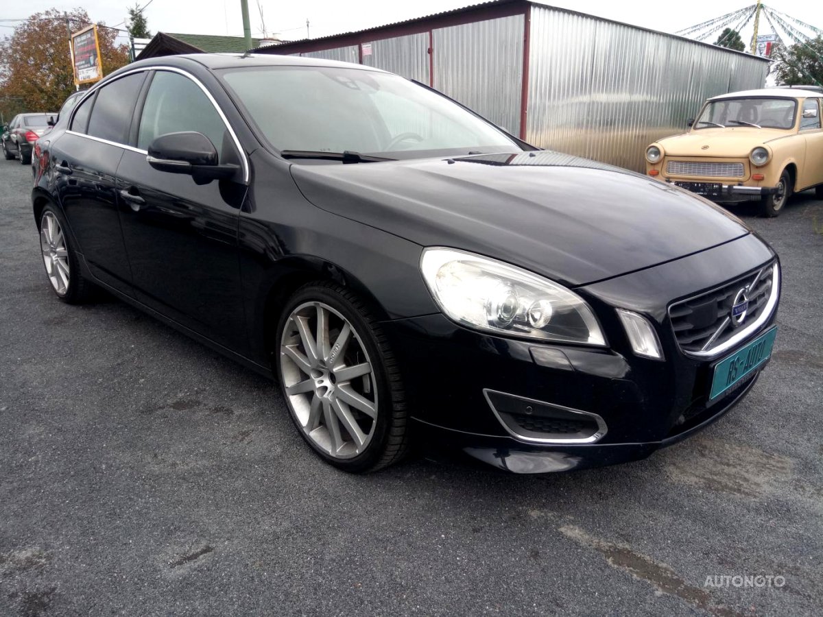 Volvo S60, 2010 - pohled č. 3