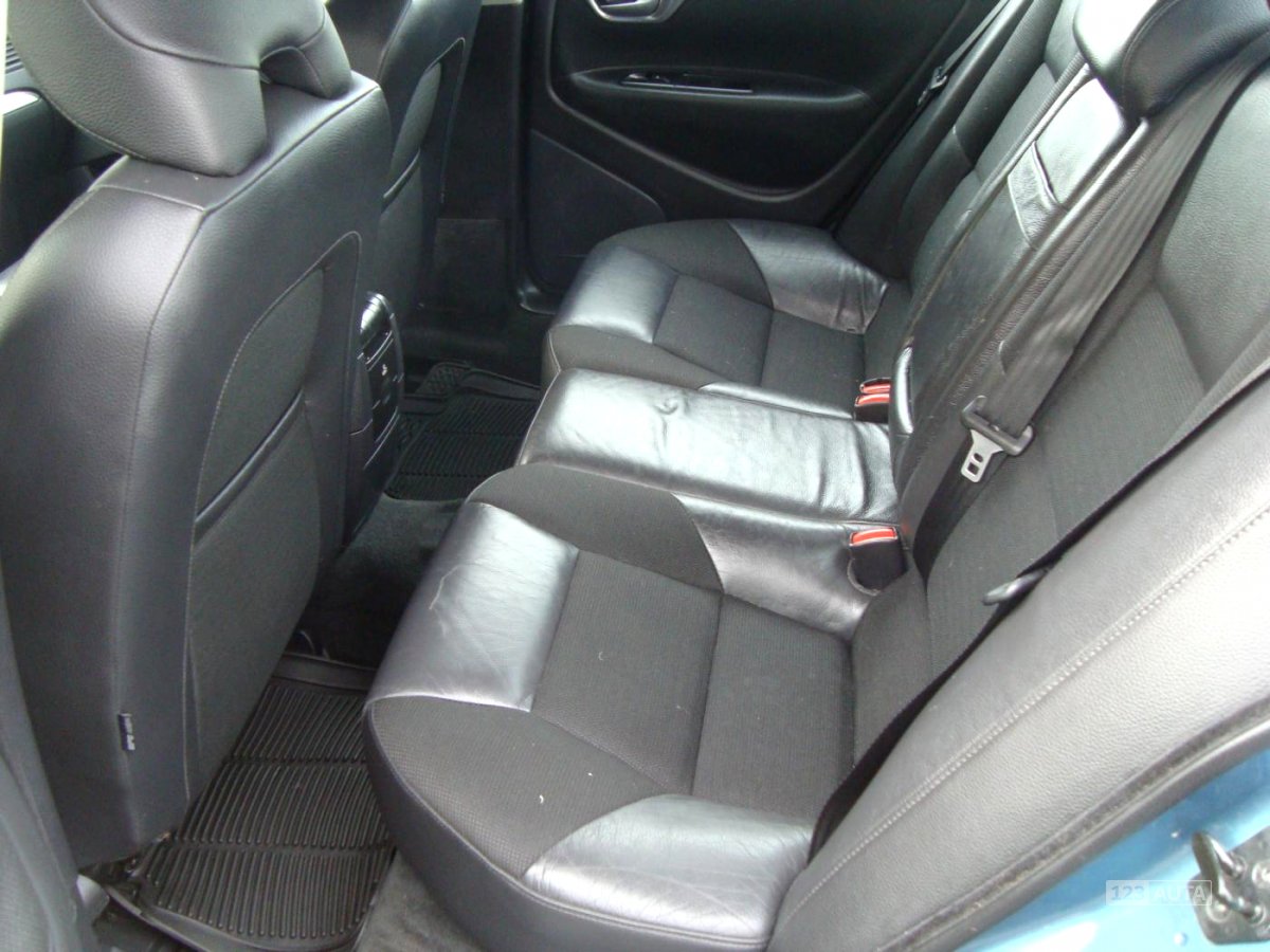 Volvo S60, 2009 - pohled č. 12