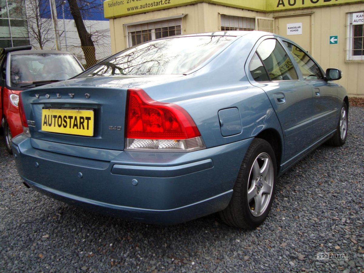 Volvo S60, 2009 - pohled č. 4