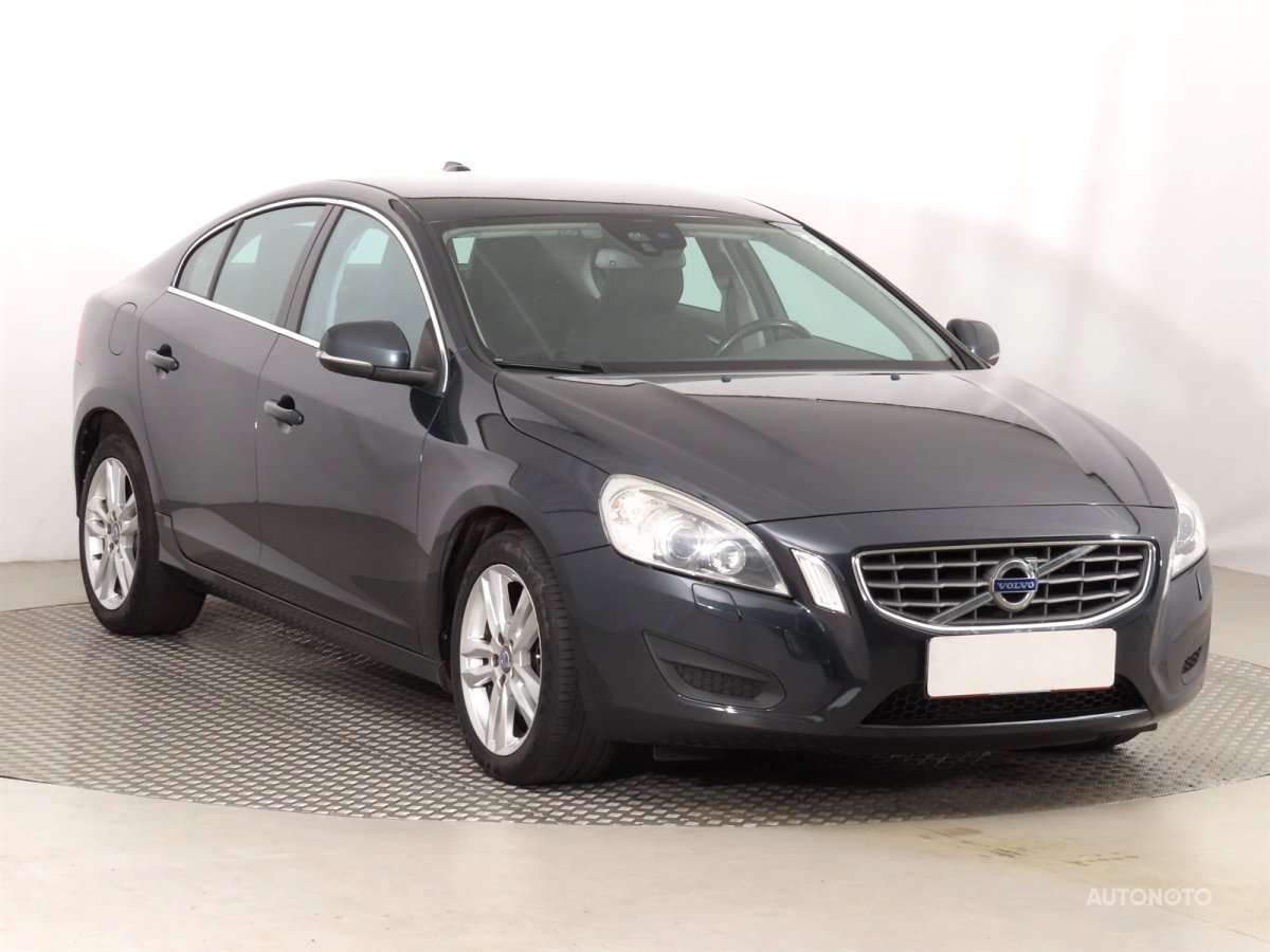 Volvo S60, 2013 - celkový pohled