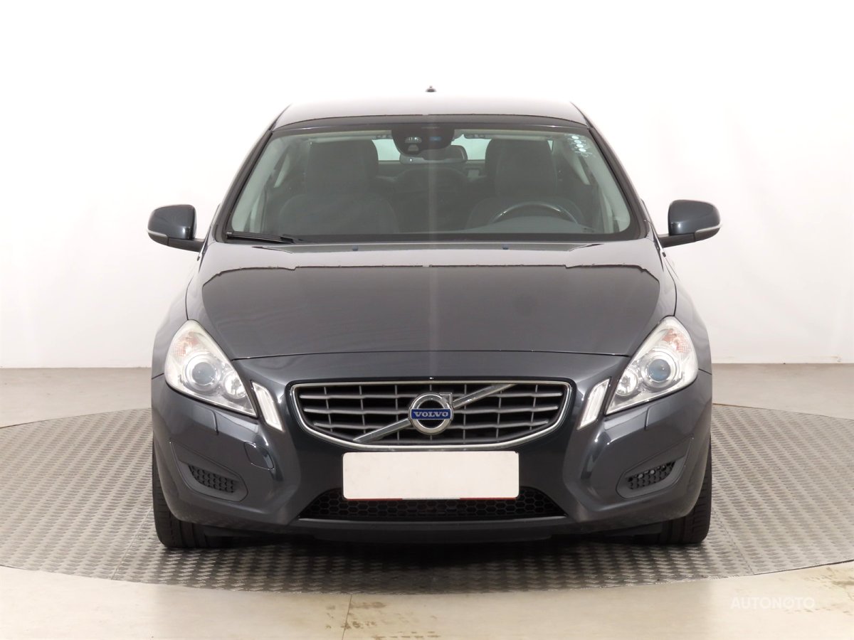 Volvo S60, 2013 - pohled č. 2