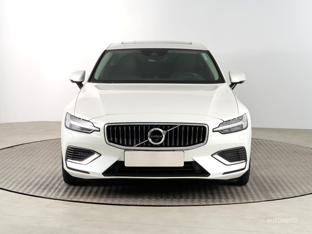 Volvo S60, 2021 - pohled č. 2