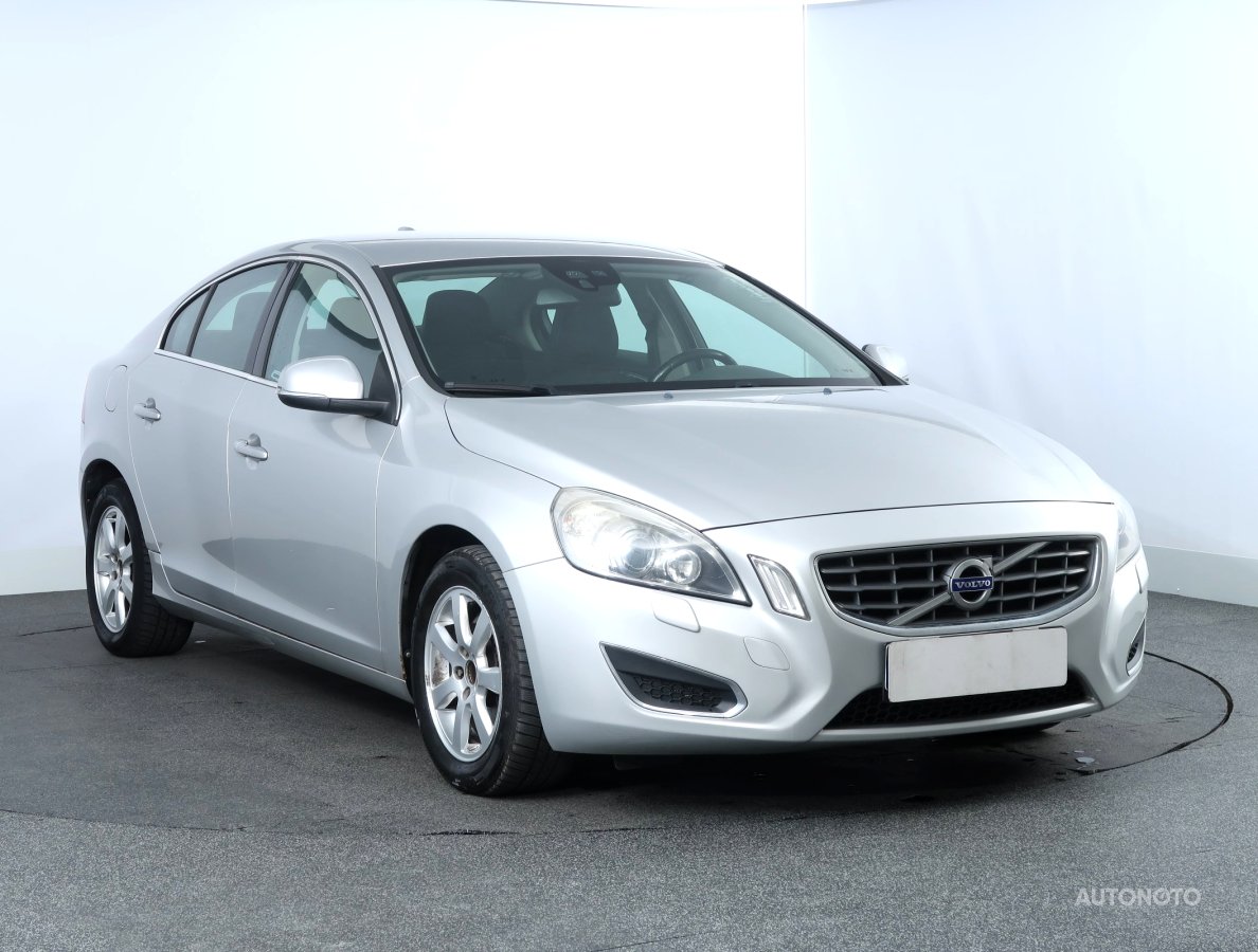 Volvo S60, 2010 - celkový pohled
