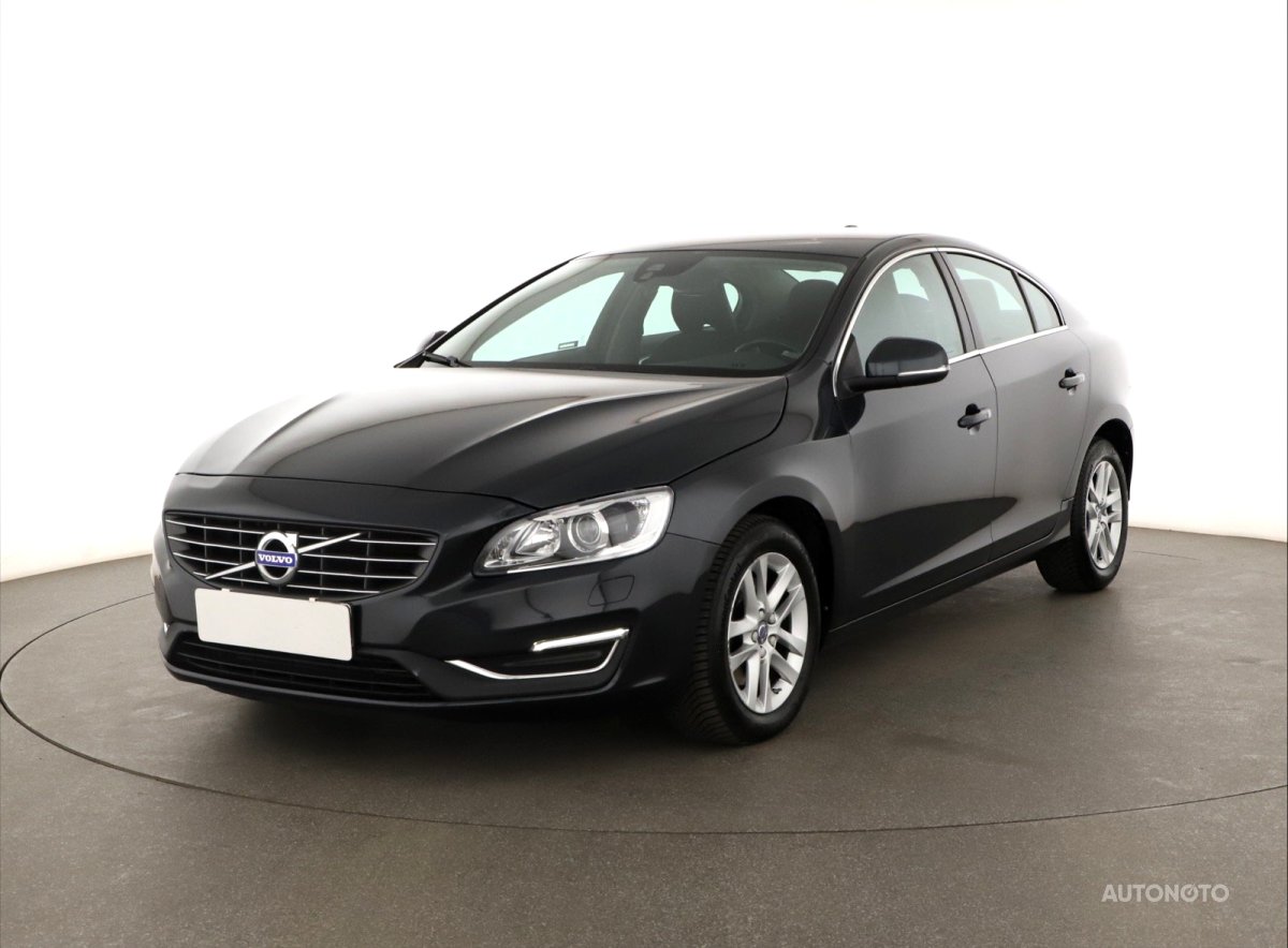 Volvo S60, 2015 - pohled č. 3