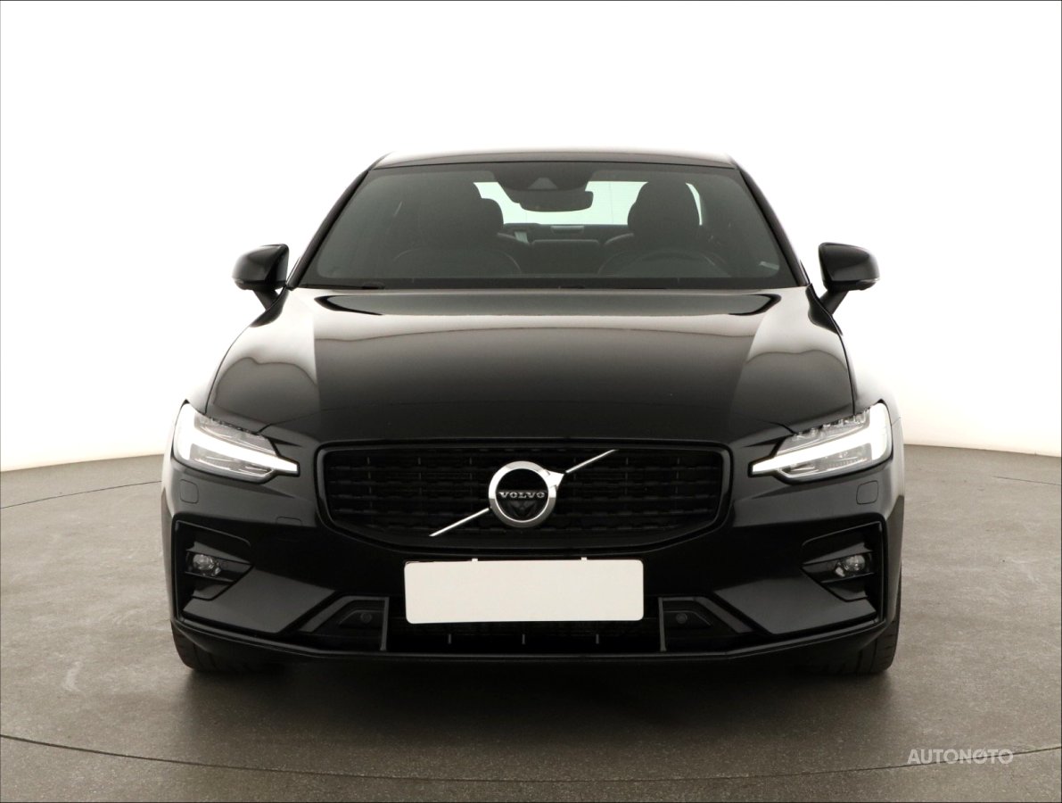 Volvo S60, 2022 - pohled č. 2