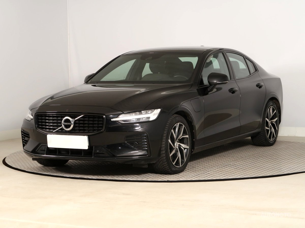Volvo S60, 2021 - pohled č. 3