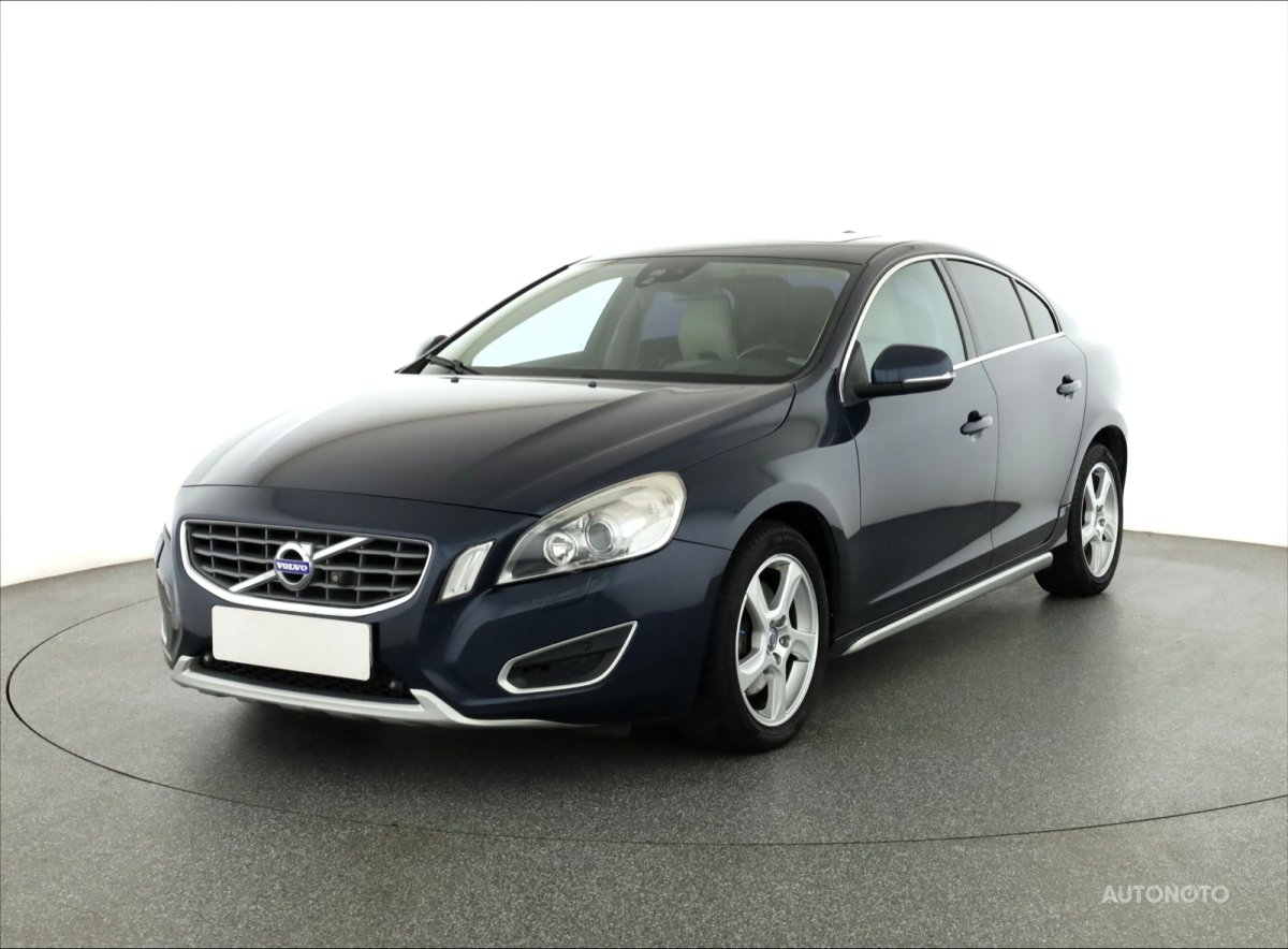 Volvo S60, 2010 - pohled č. 3