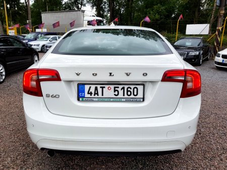 Volvo S60, 2015 - pohled č. 5