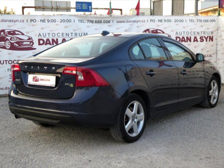 Volvo S60, 2012 - pohled č. 6