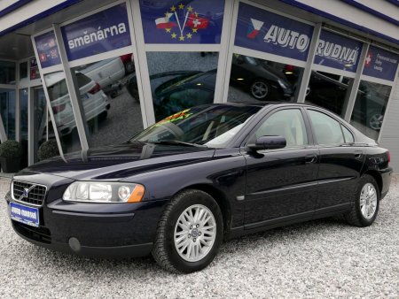 Volvo S60, 2005