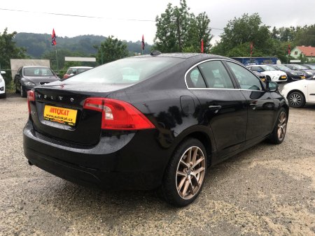 Volvo S60, 2015 - pohled č. 3