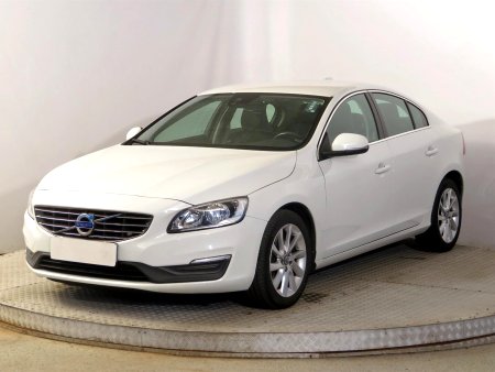 Volvo S60, 2016 - pohled č. 3