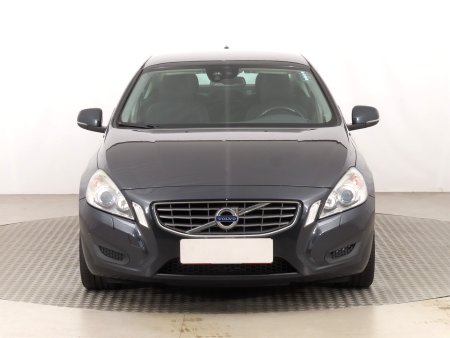 Volvo S60, 2013 - pohled č. 2