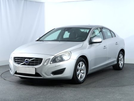 Volvo S60, 2010 - pohled č. 3