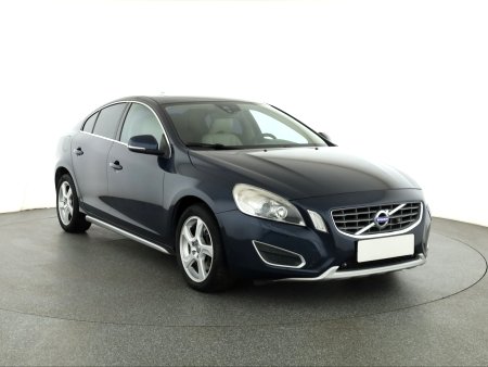 Volvo S60, 2010