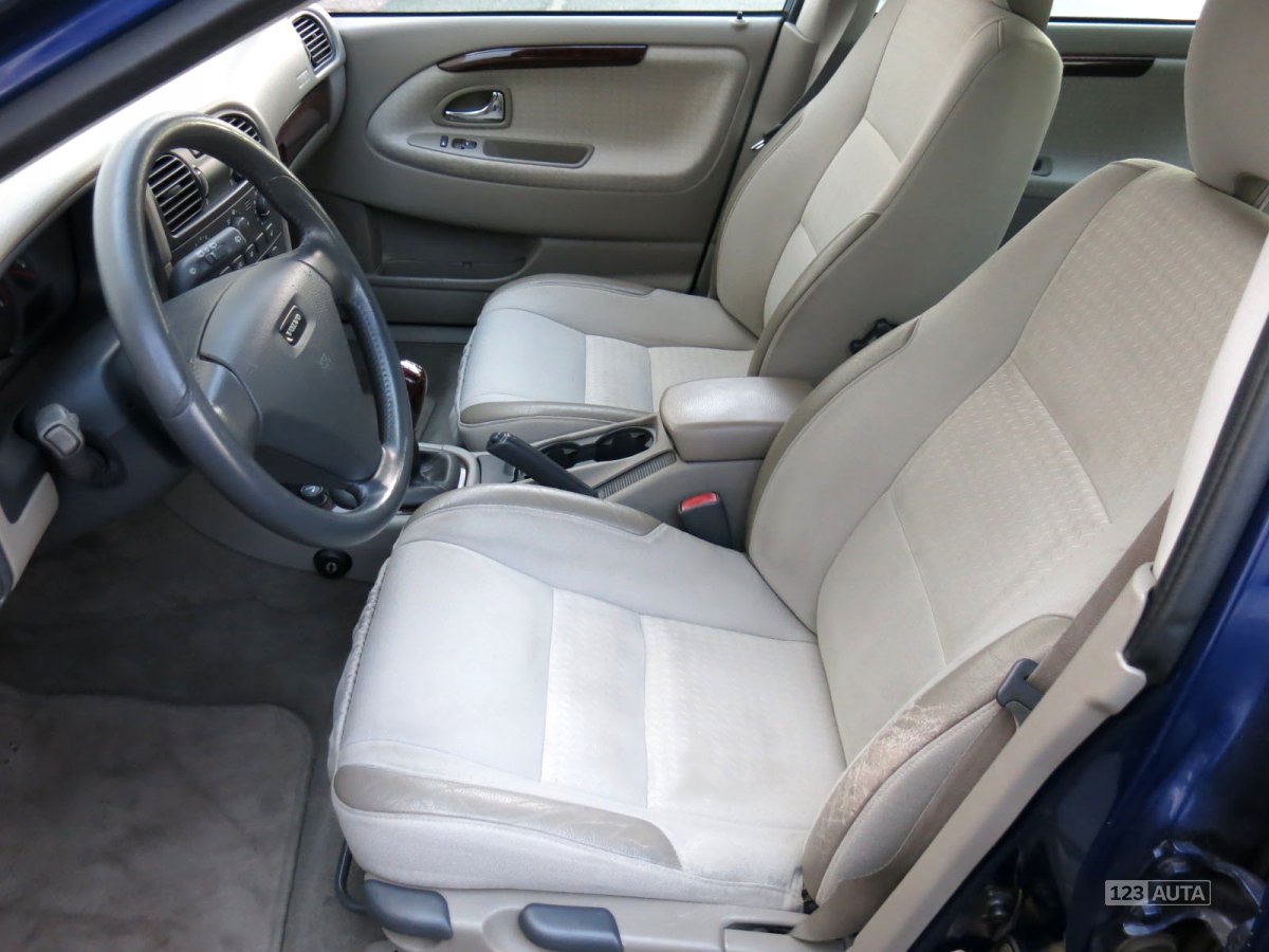 Volvo V40, 2004 - pohled č. 11