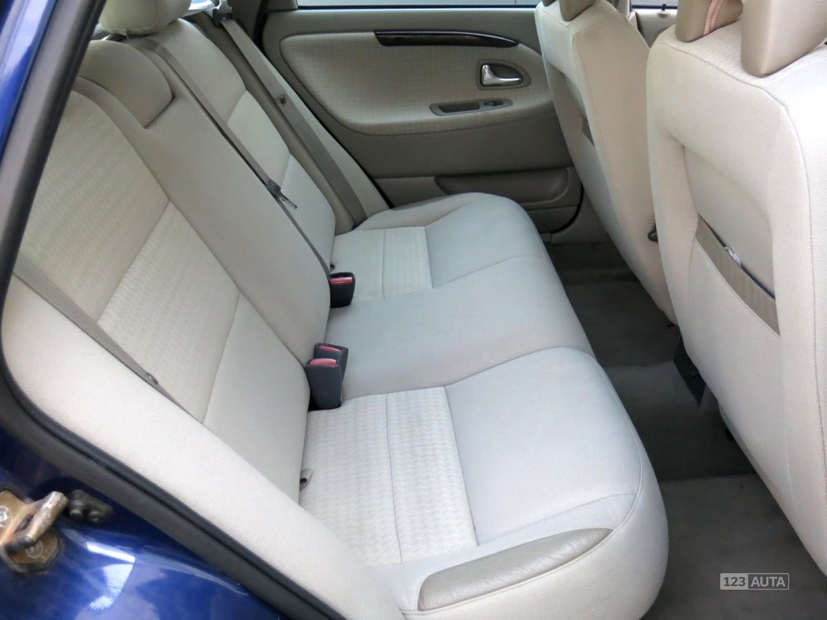 Volvo V40, 2004 - pohled č. 15