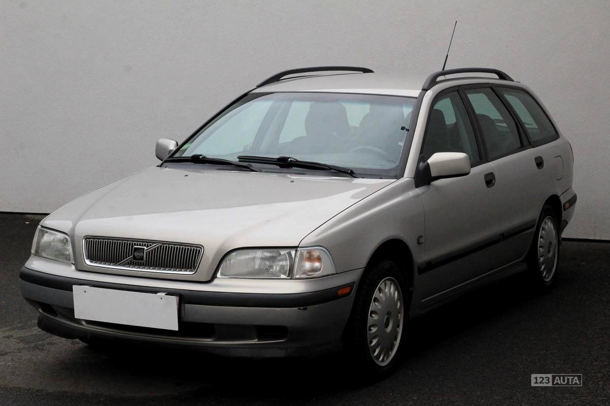 Volvo V40, 1998 - pohled č. 3