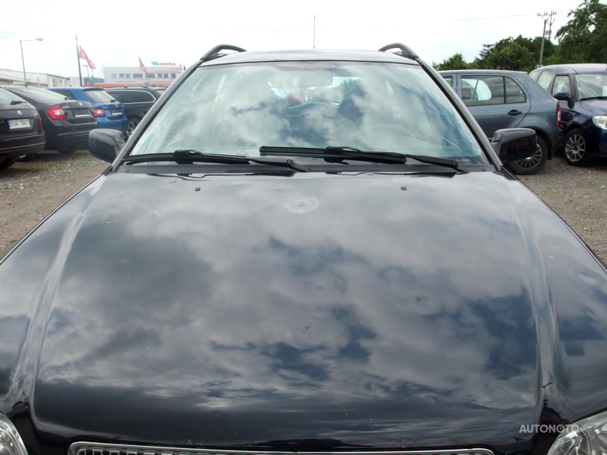 Volvo V40, 1999 - pohled č. 10