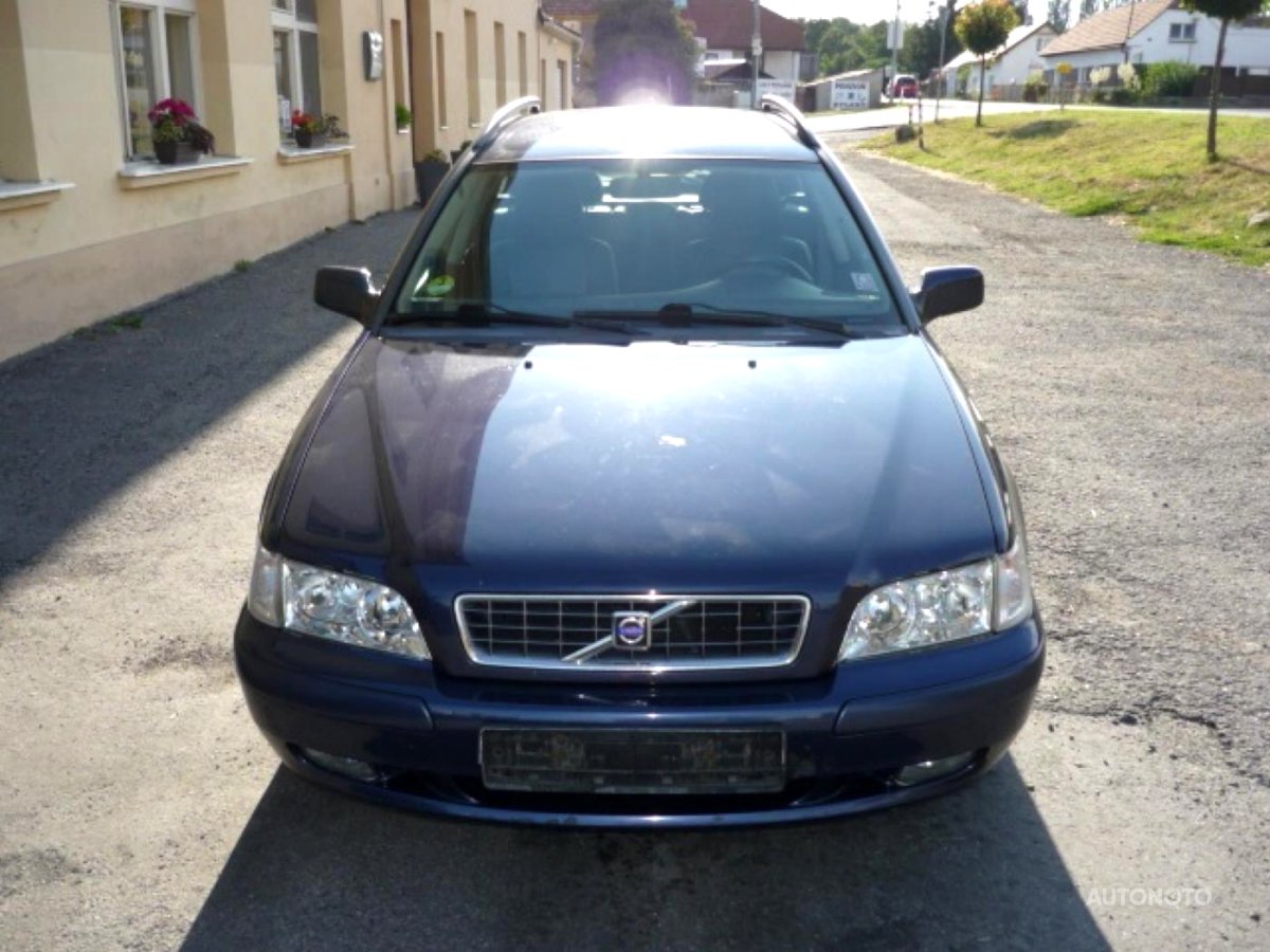 Volvo V40, 2004 - pohled č. 2