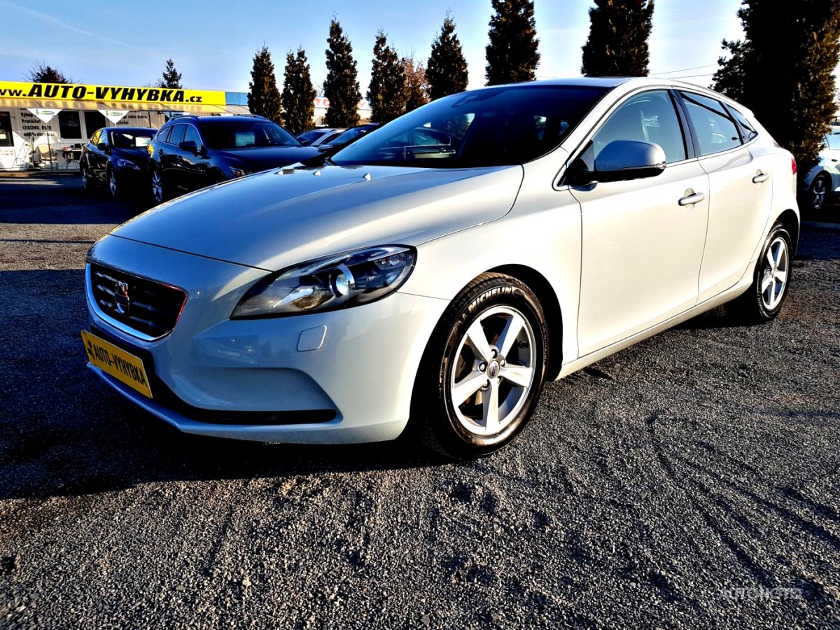 Volvo V40, 2013 - pohled č. 2